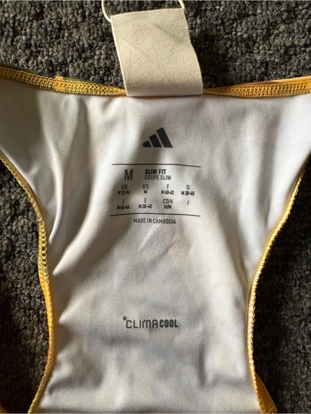 Adidas Farm Rio Birds of Paradise Racerback Green Yellow Tropical Crop Tank Top - Picture 3 of 3